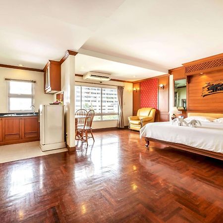 Studio Suite By Royal Ivory Nana Μπανγκόκ Εξωτερικό φωτογραφία