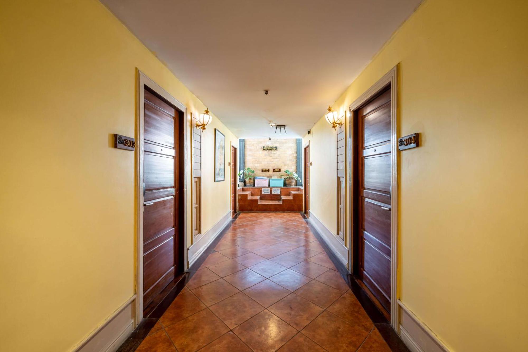 Studio Suite By Royal Ivory Nana Μπανγκόκ Εξωτερικό φωτογραφία